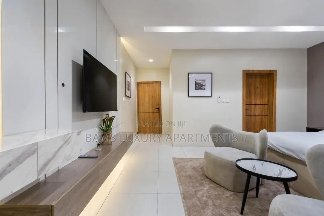 Newly Launched 2 Beds With Swimming Pool, Ps5, and Air Hockey Game. in Lekki Phase 1