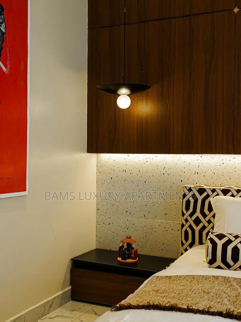 Luxury 2 Bedroom With Pool, Ps5, Gym, Balconies, Snooker in Lekki Phase 1