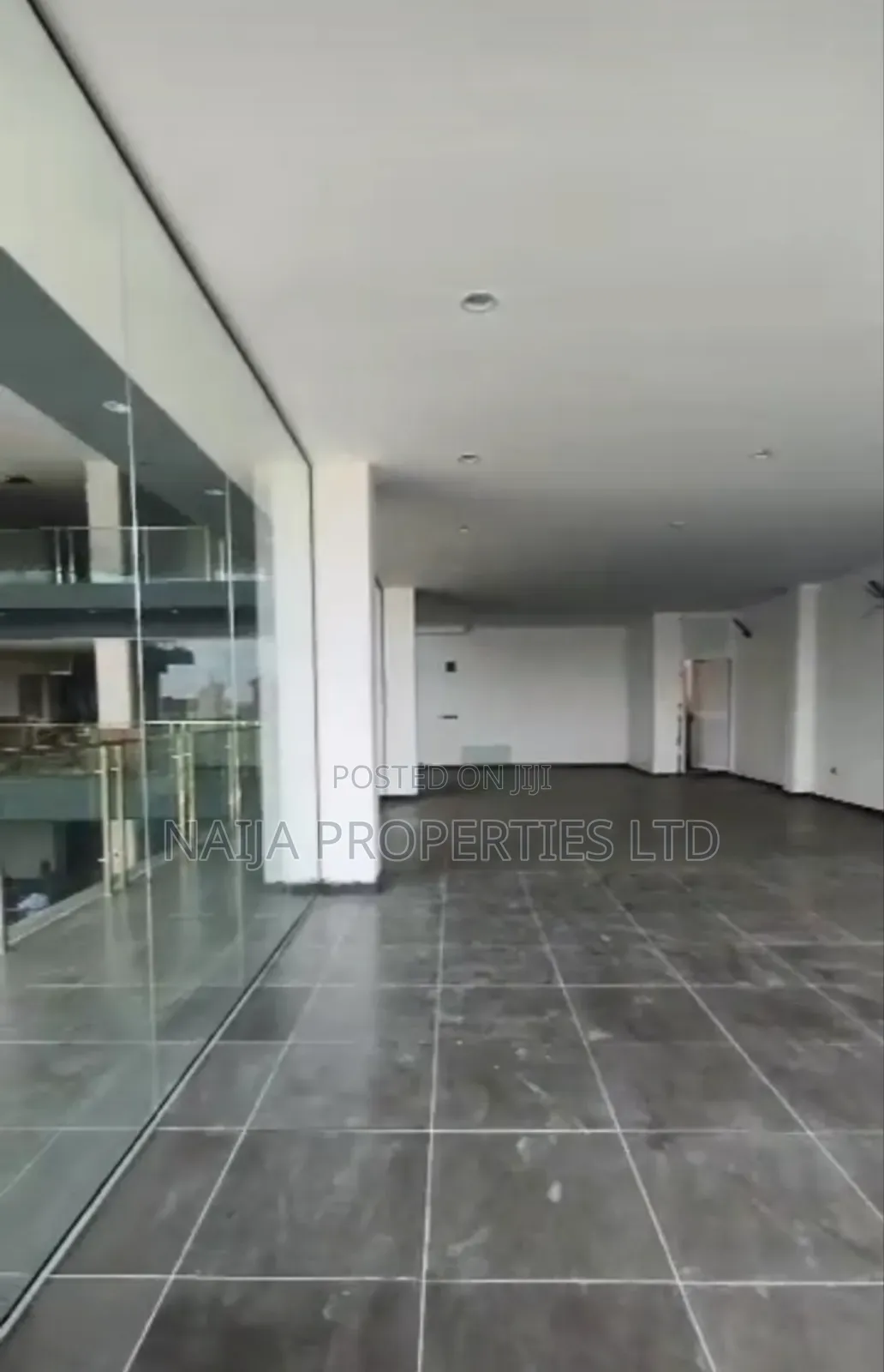 127sqm Office Space in Lekki Phase 1 for Rent in Lekki Phase 1