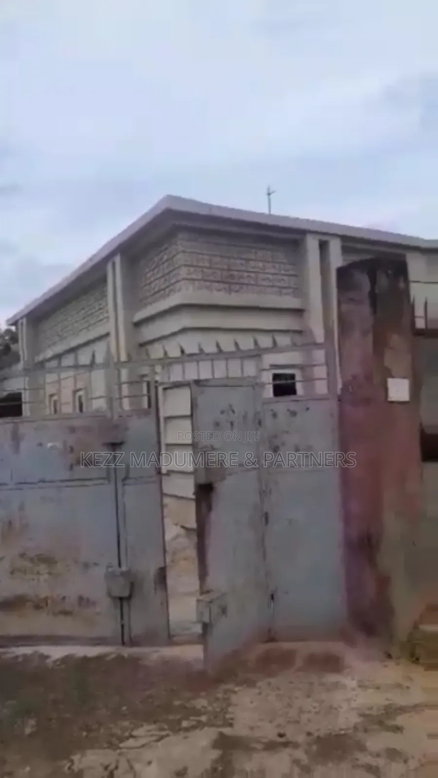 4bdrm Bungalow in World Bank Estate for sale in Umuahia