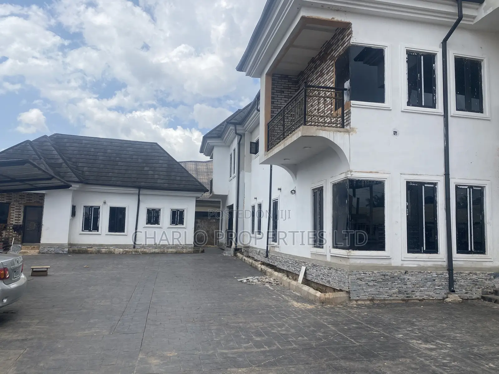 6bdrm Duplex in Benin City for sale in Benin City
