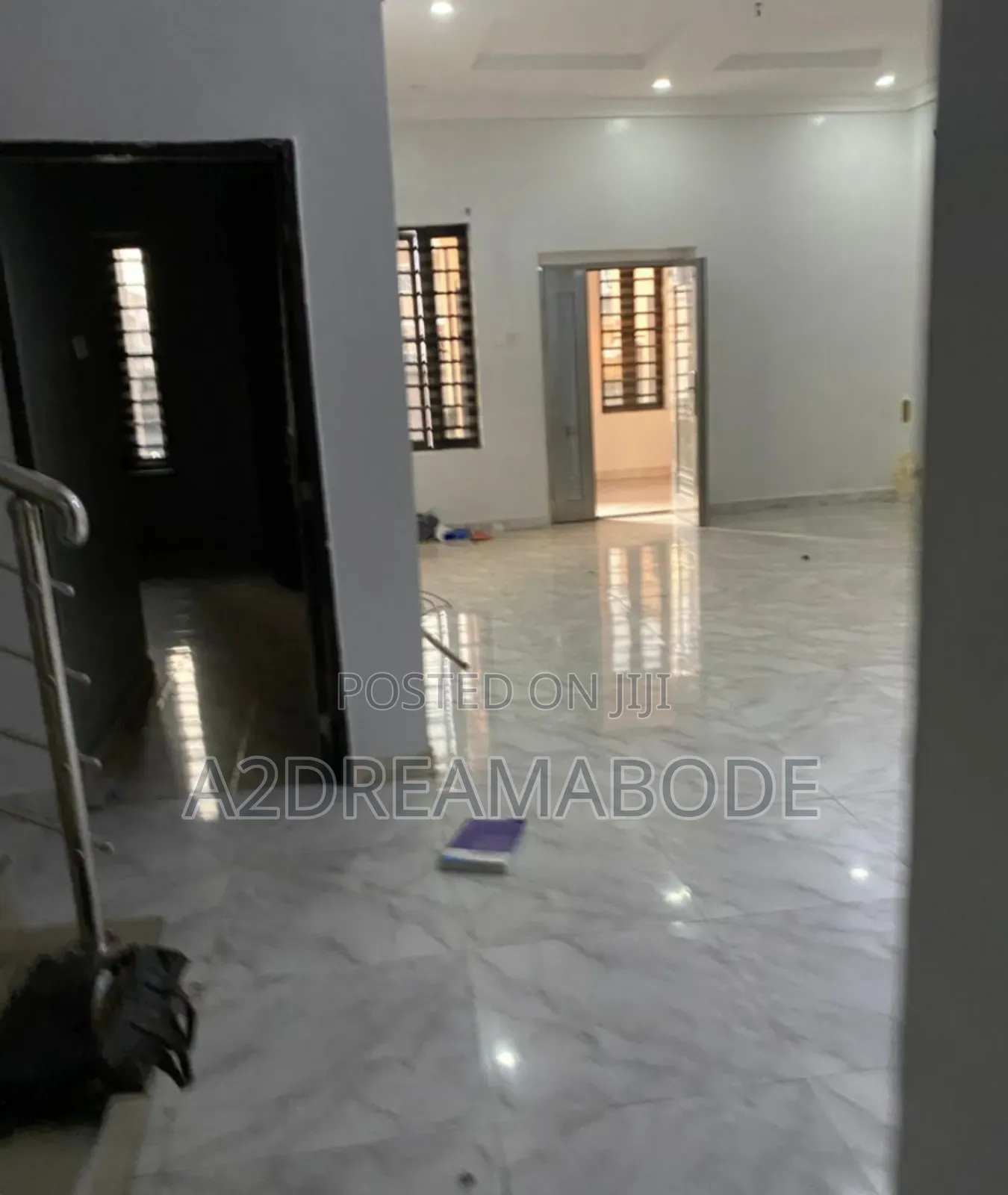 4bdrm Duplex in Magodo Phase 1 for rent in Magodo