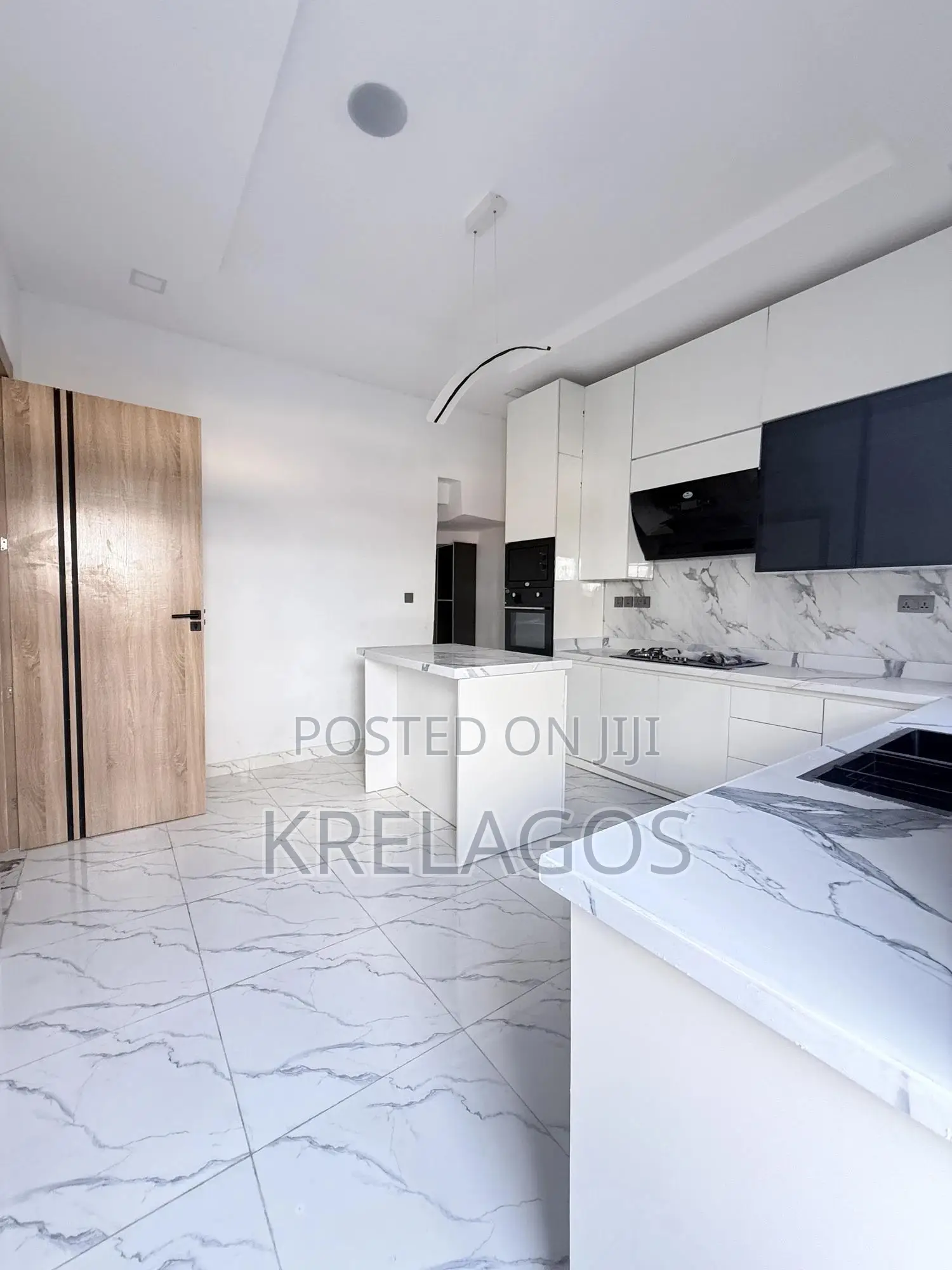 4bdrm Duplex in Ikate for sale in Ikate
