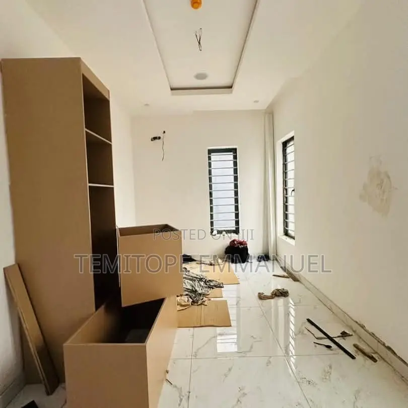 Furnished 4bdrm Duplex in Magodo Gra Phase 1 for sale in GRA Phase 1