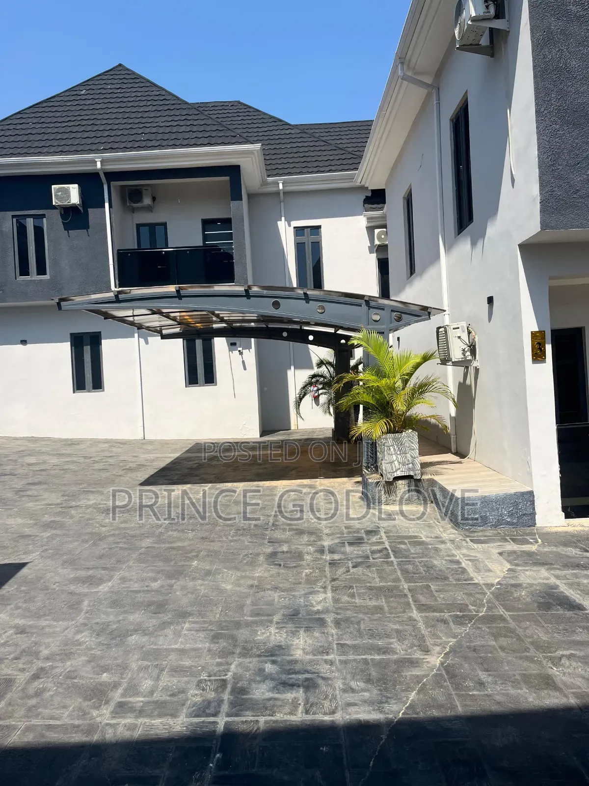 4bdrm Townhouse/Terrace in 69 Road Gwarinpa for sale in Gwarinpa