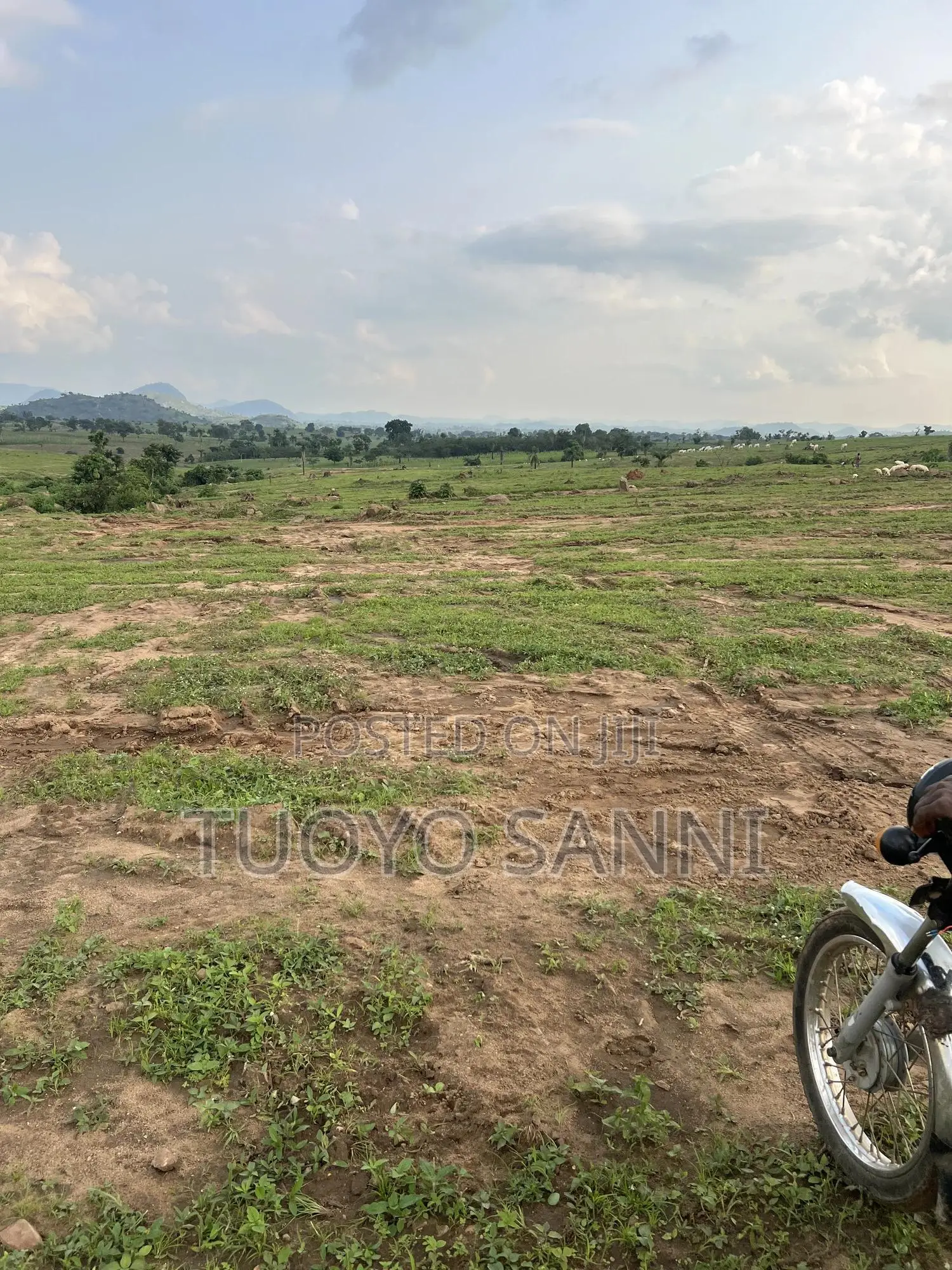 250 SQM Land for 3 Bedroom Bungalow in Kuje