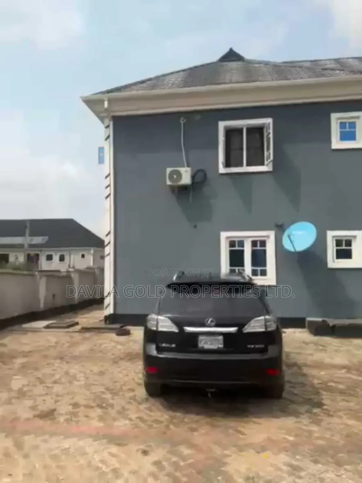 12bdrm Block of Flats in Benin City for sale in Benin City
