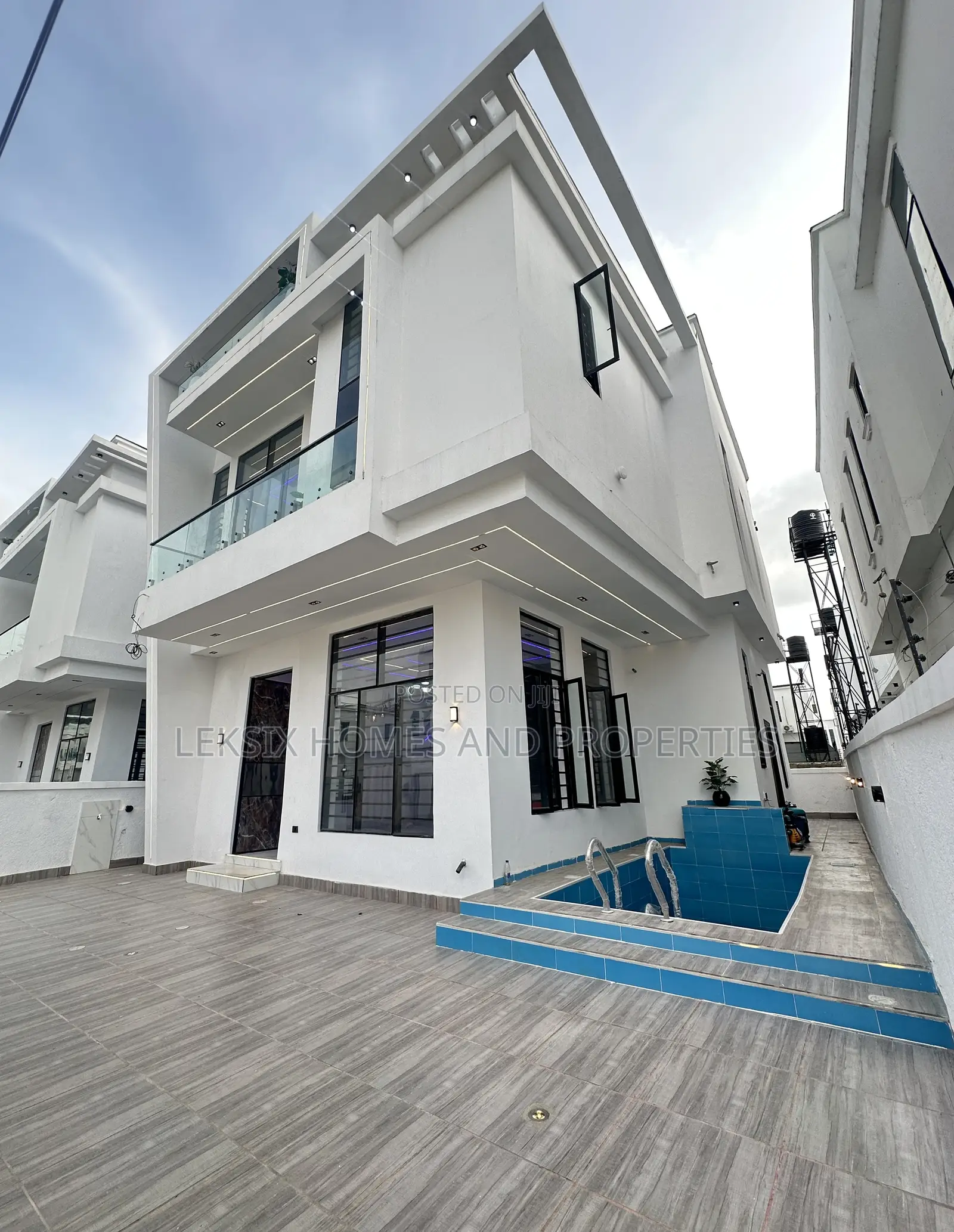 4bdrm Duplex in A Well Secured, Ado / Ajah for sale in Ado / Ajah