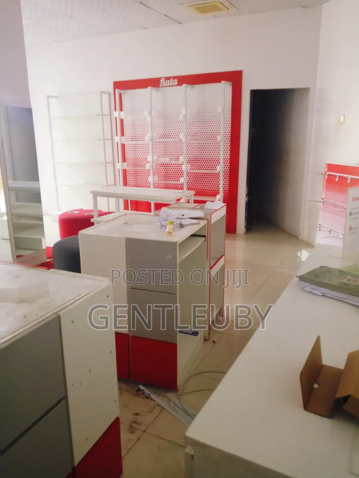 Office Space for Rent, Lekki Phase 1 in Lekki Phase 1