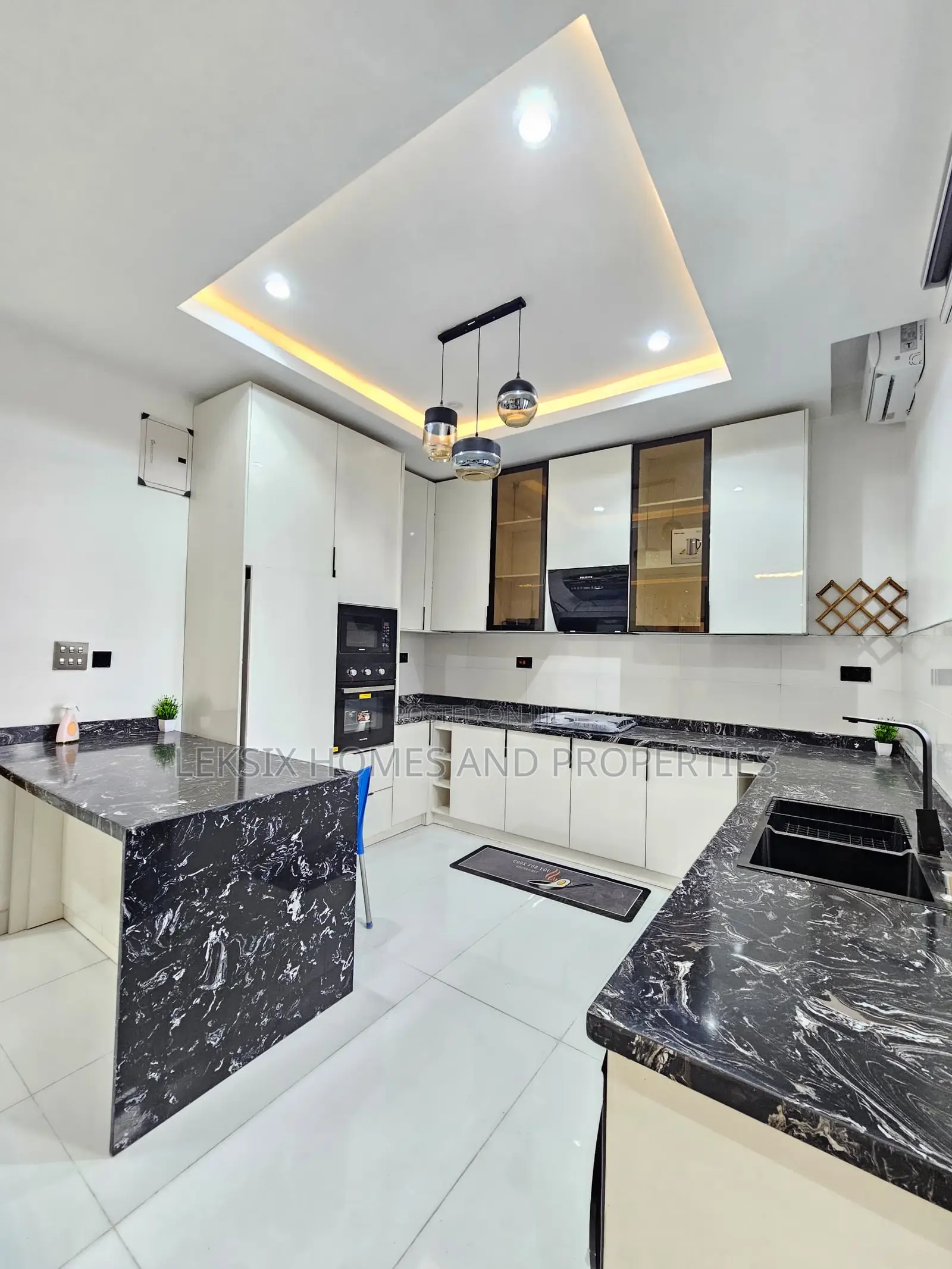 2bdrm Apartment in A Well Secured, Ikate for sale in Ikate