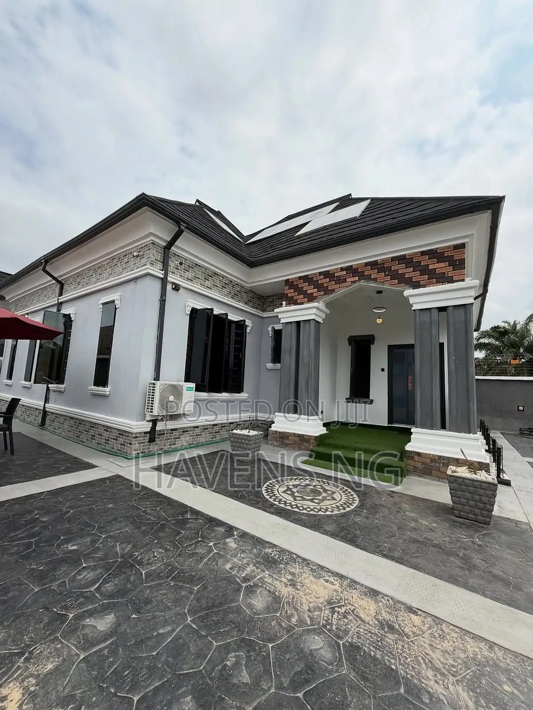 4bdrm Bungalow in Obio-Akpor for sale in Obio-Akpor