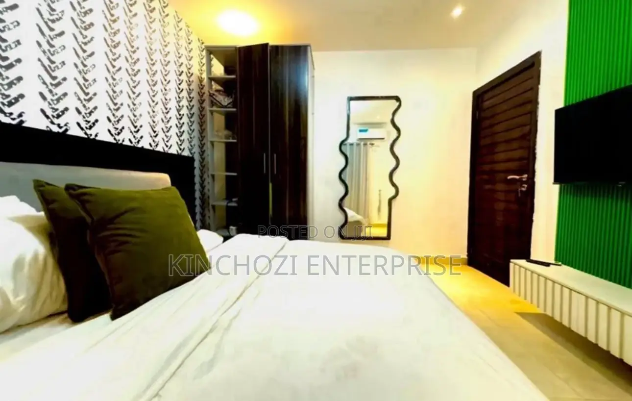 2 Bedroom Luxury Shortlet + City View + 5 Star Amenities in Lekki Phase 1