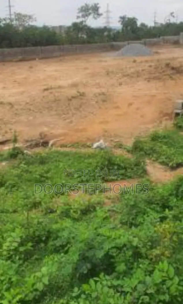 1325.4sqm Residential Plot for Sale in Kaura in Kaura