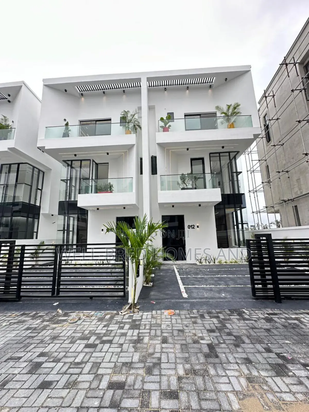 4bdrm Duplex in Orchid Lekki Lagos for sale in Lekki