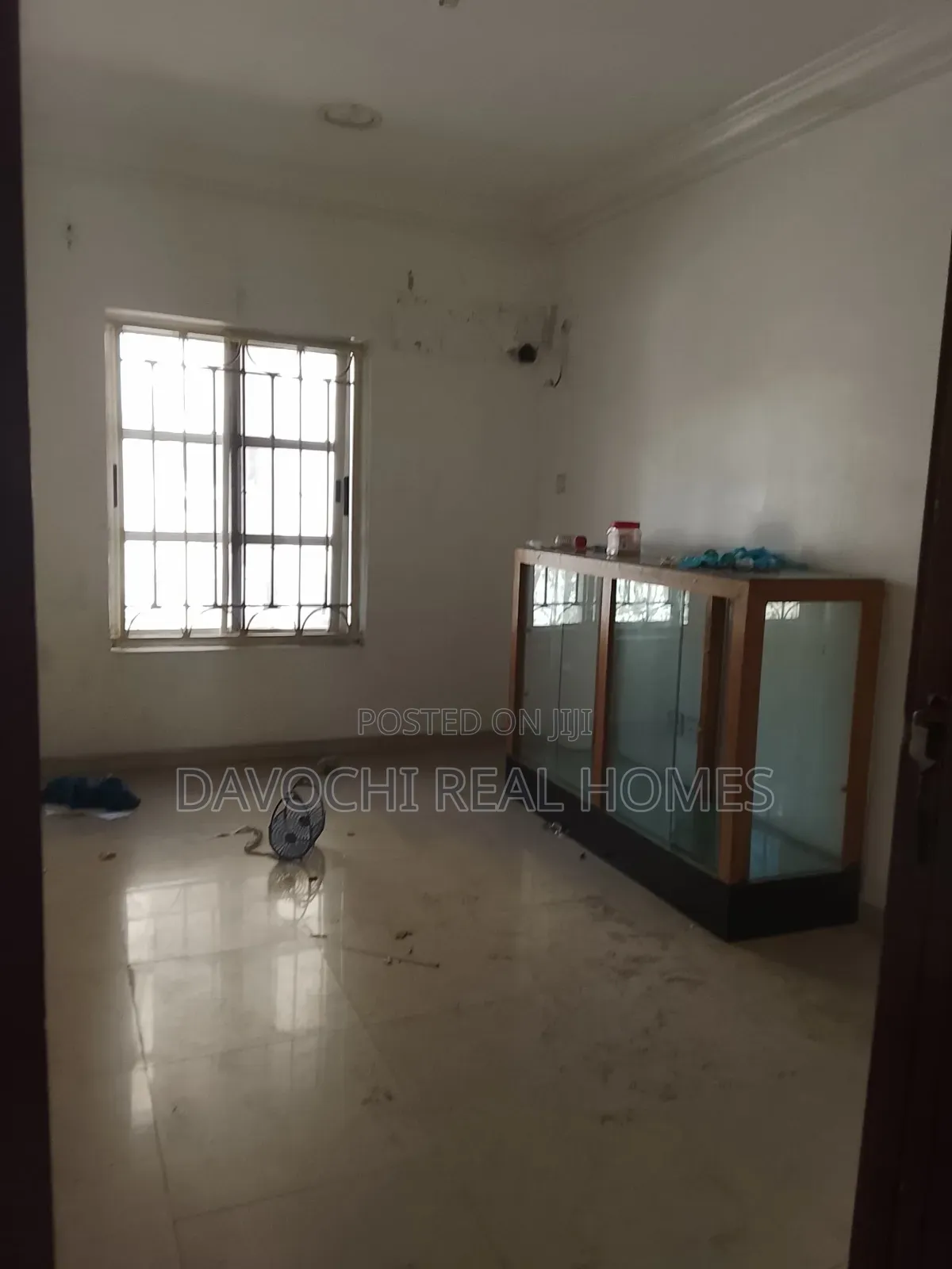 Luxury 5 Bedroom Fully Detached Duplex With Bq in Lekki