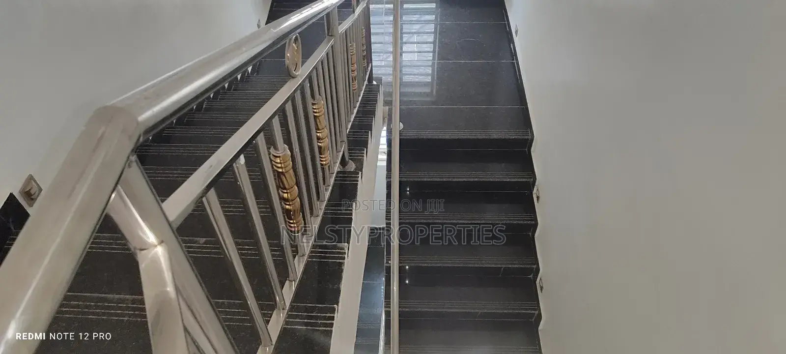 6bdrm Penthouse in Efab Metropolis, Gwarinpa for sale in Gwarinpa