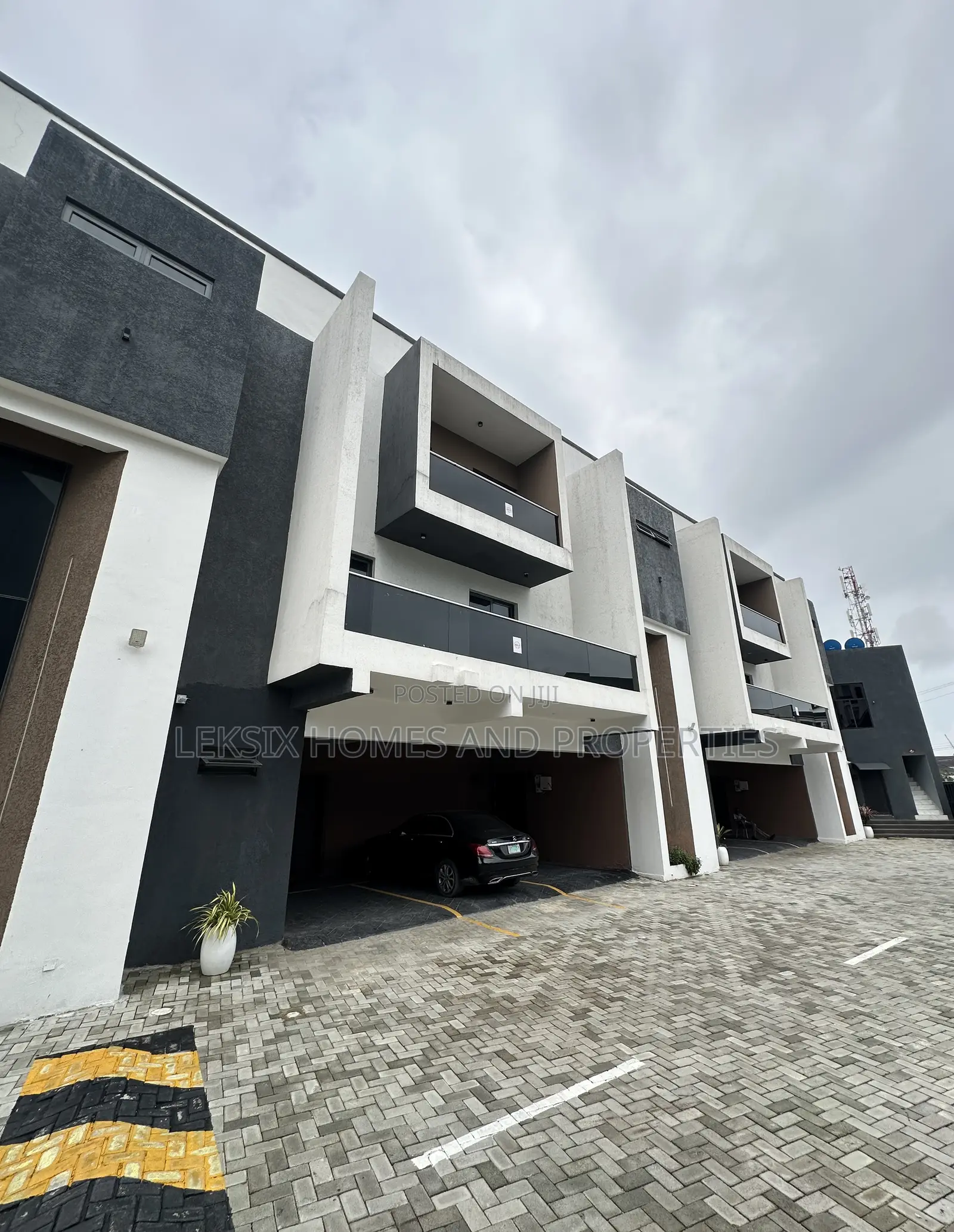 2bdrm Apartment in A Well Secured, Ikate for sale in Ikate