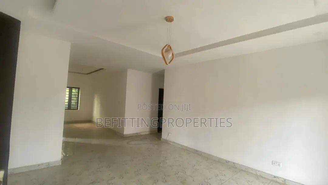 3bdrm Block of Flats in Ikeja for sale in Ikeja