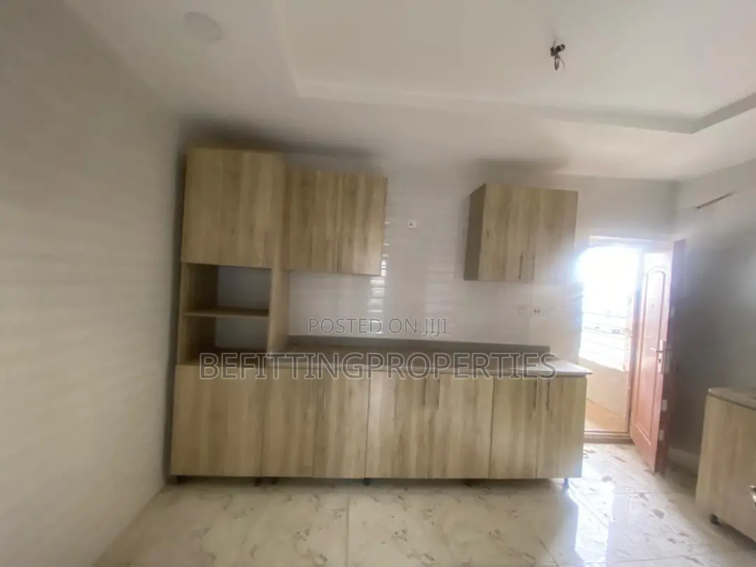 3bdrm Block of Flats in Ikeja for sale in Ikeja