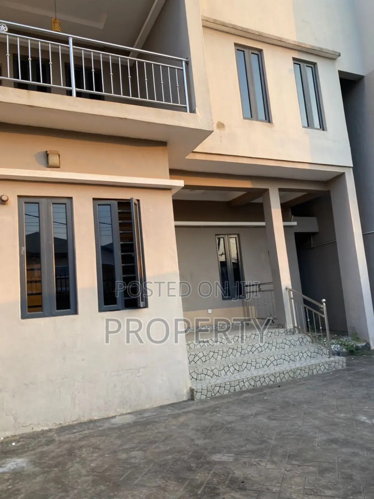 4bdrm Duplex in Magodo Phase 1 for rent in GRA Phase 1