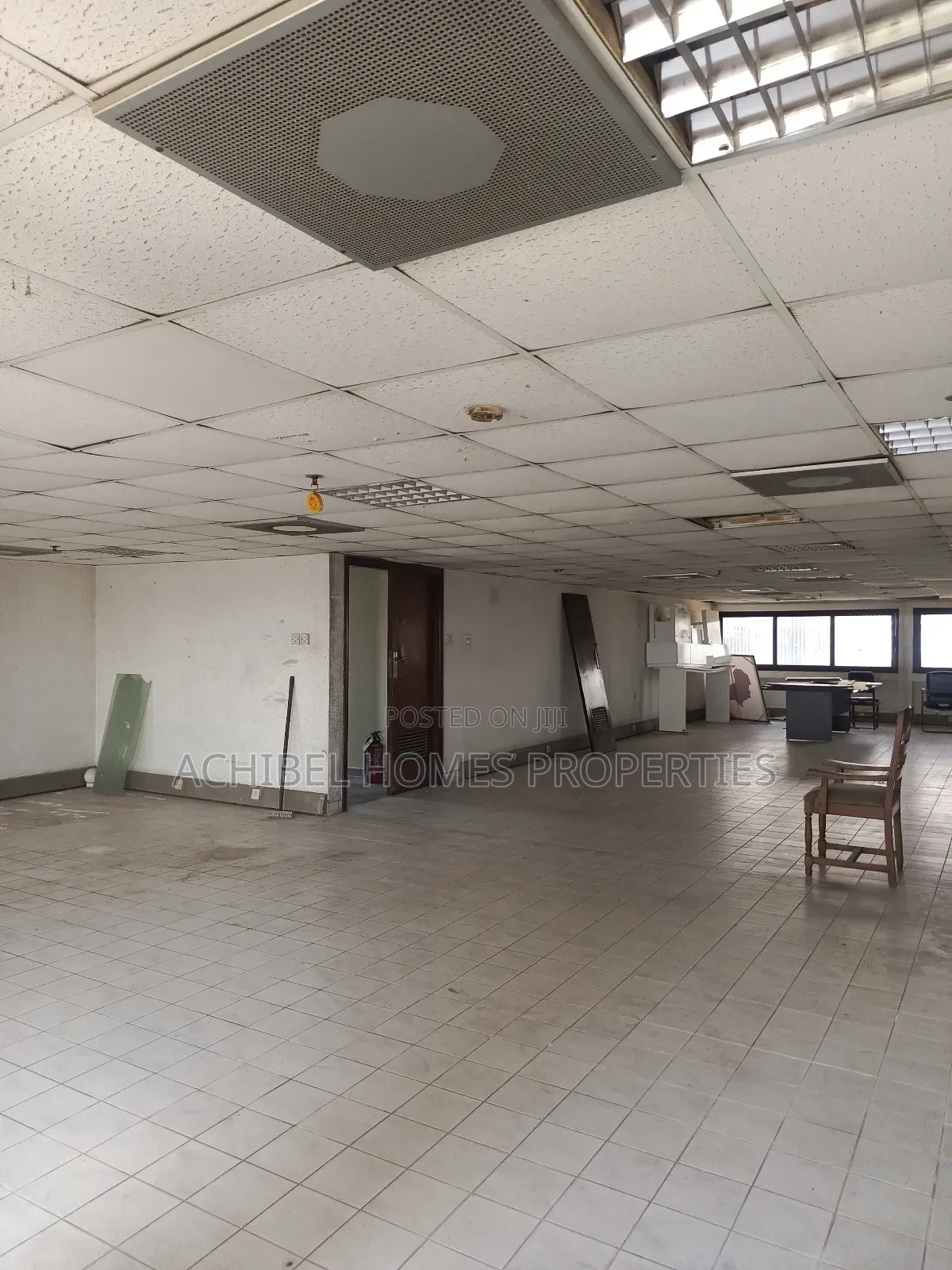 A 140 Square Meter Open Office Space in Marina in Marina