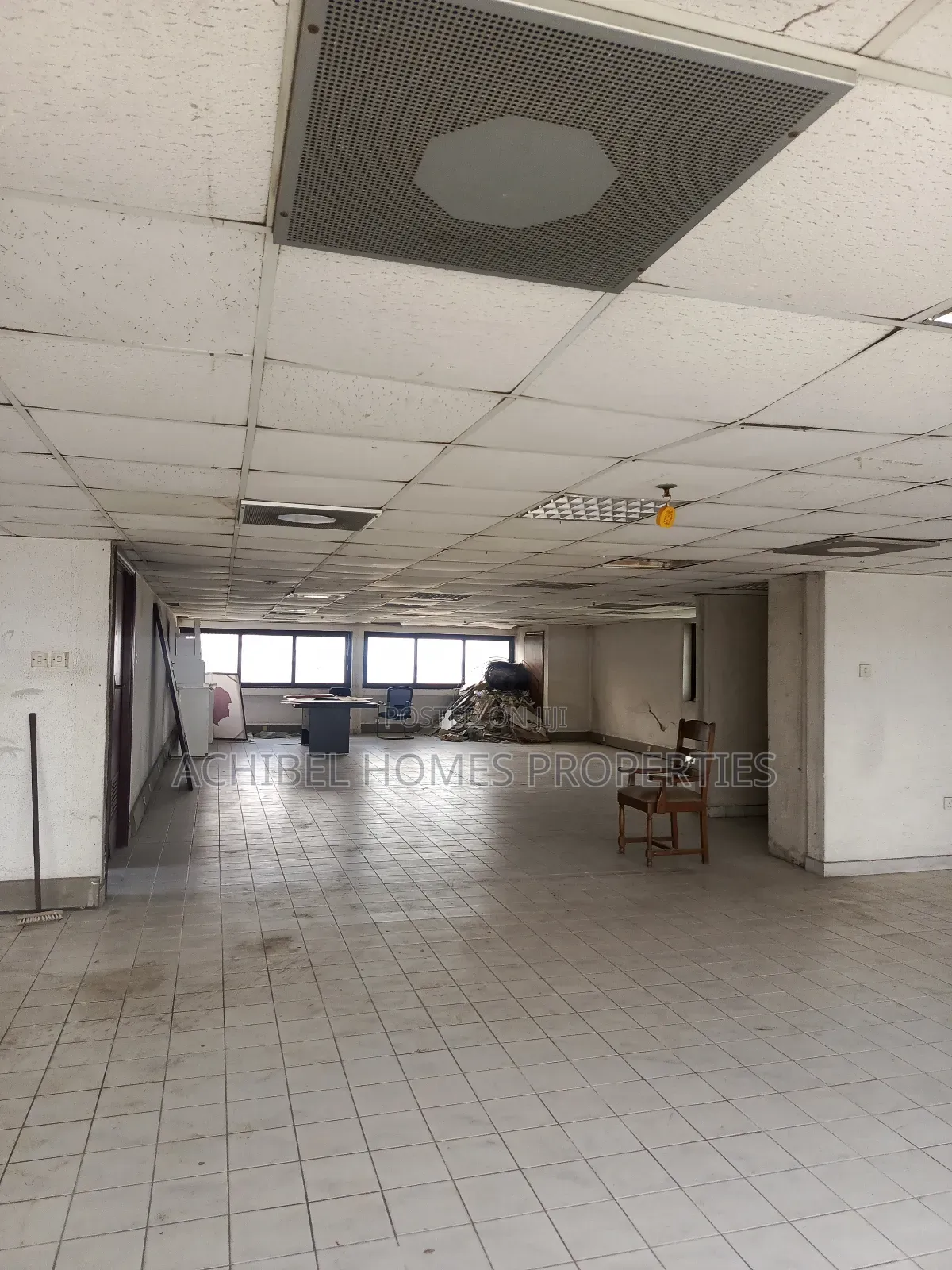 A 140 Square Meter Open Office Space in Marina in Marina