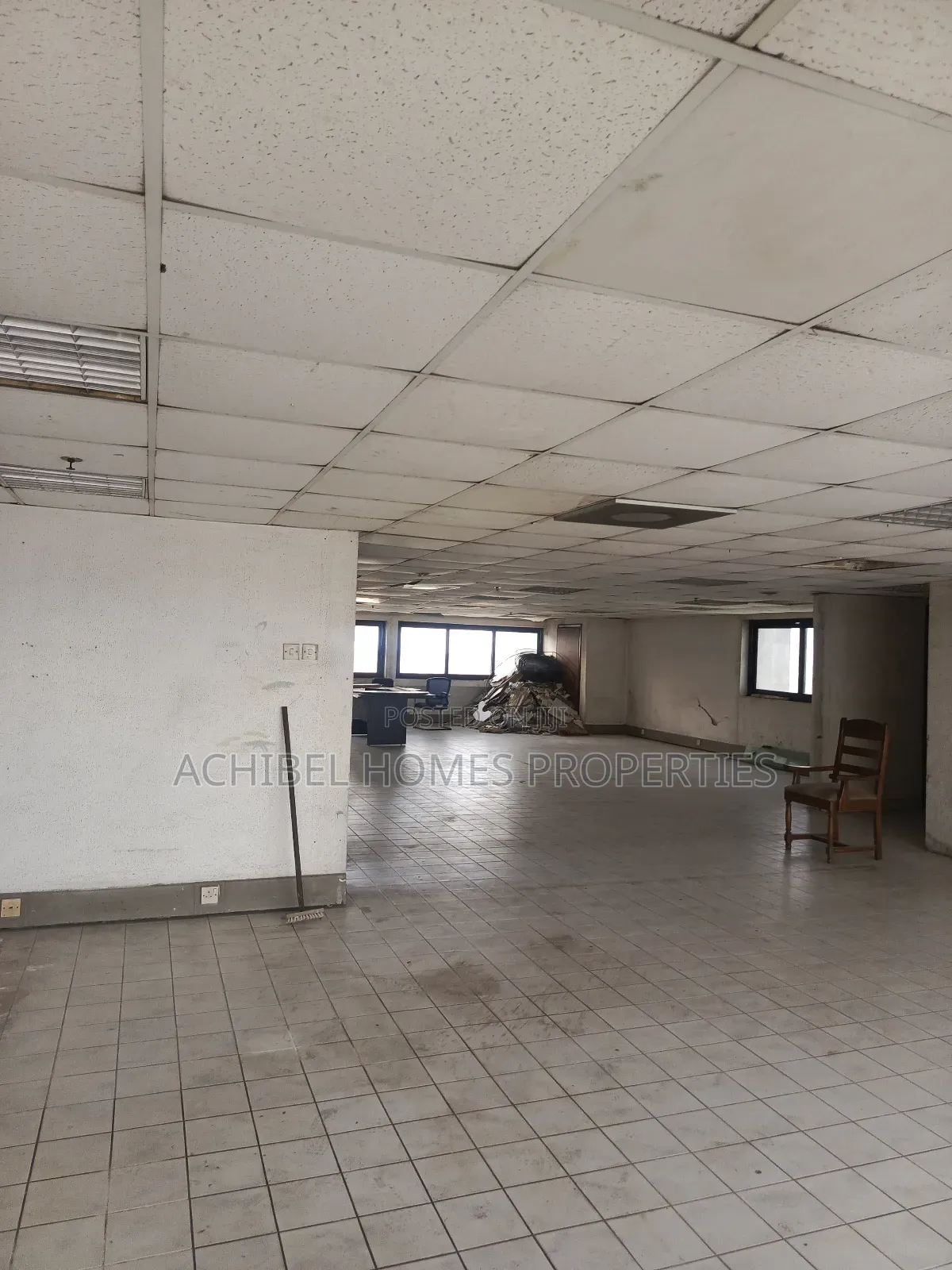 A 140 Square Meter Open Office Space in Marina in Marina