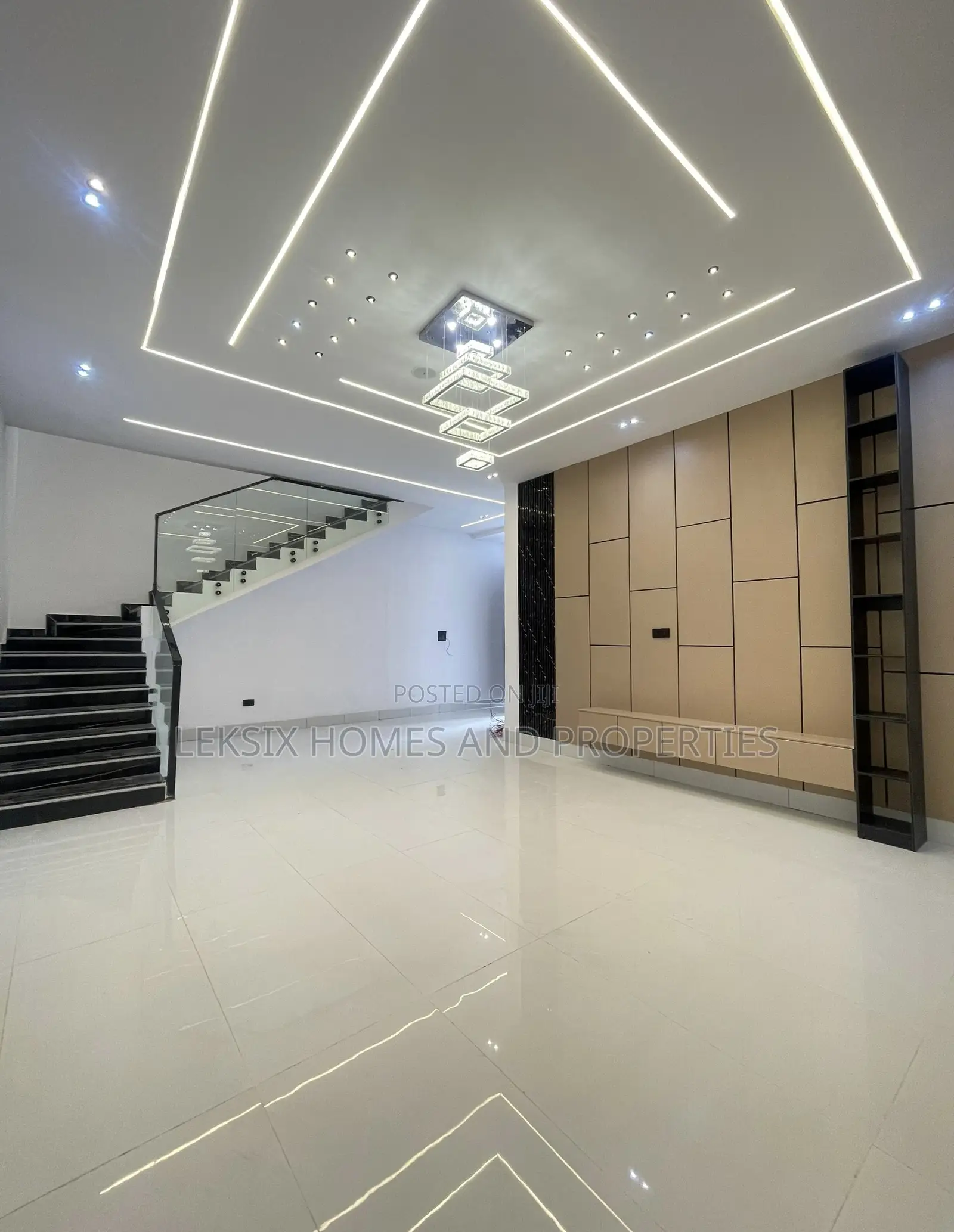 4bdrm Duplex in A Well Secured, Ado / Ajah for sale in Ado / Ajah
