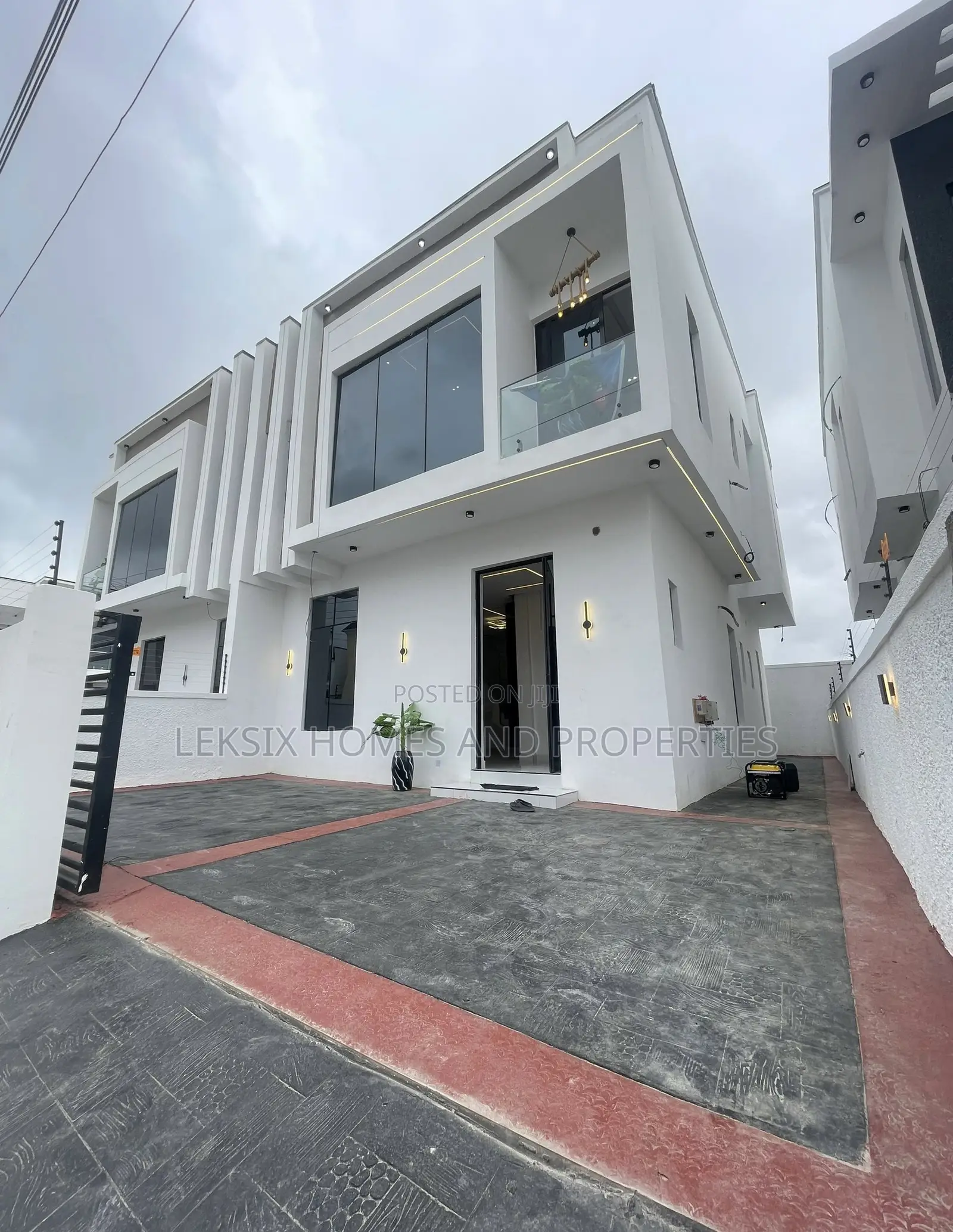 4bdrm Duplex in A Well Secured, Ado / Ajah for sale in Ado / Ajah