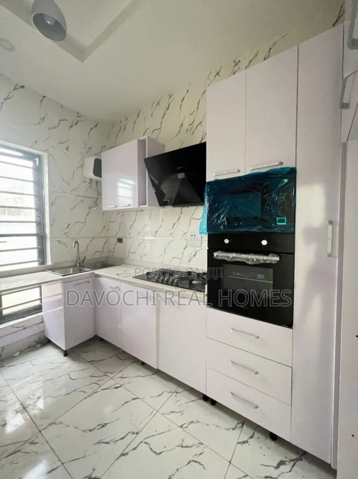 2bdrm Duplex in Ikota Vill Estate, Lekki for rent in Lekki
