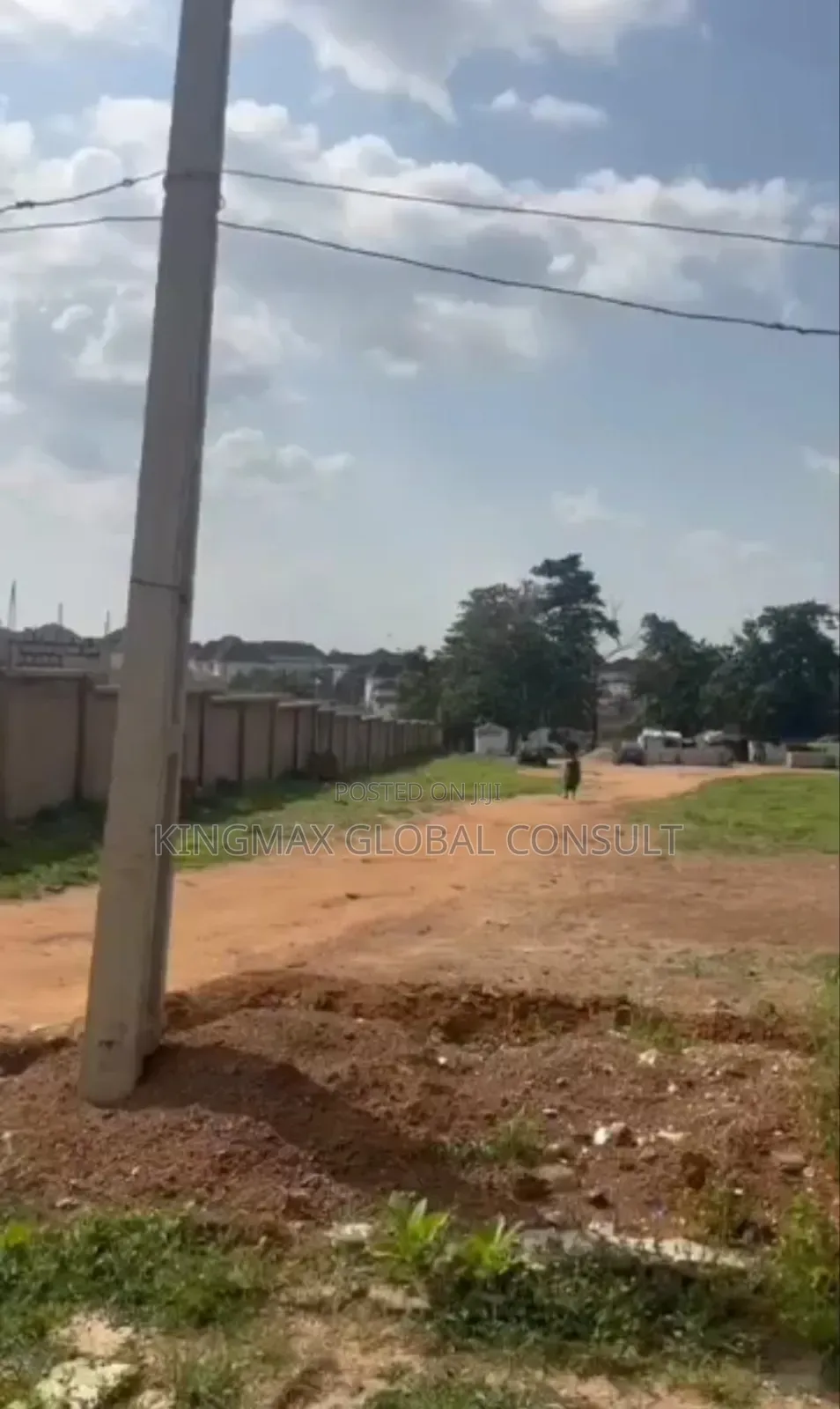 Plot for Sale 
Plot Size: 4,800m2
Title: R of O and C of O in Durumi