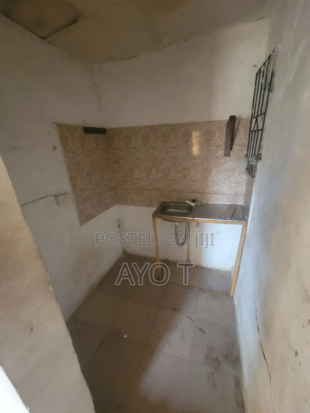 Studio Apartment in Bariga for rent in Bariga / Shomolu