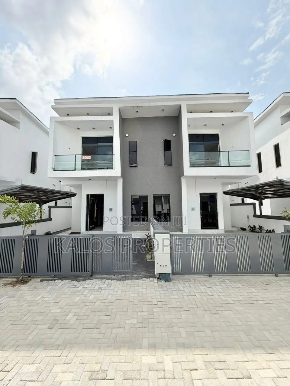 4bdrm Duplex in Orchid Road, Lekki Phase 2 for rent in Lekki Phase 2