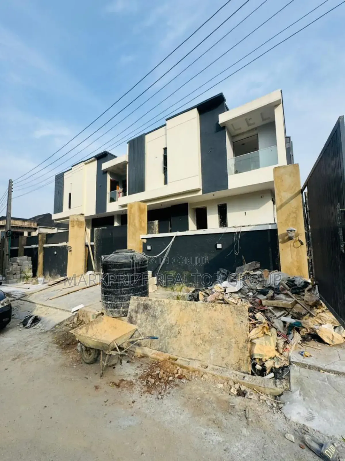 4bdrm Duplex in GRA Phase 1 for sale in GRA Phase 1