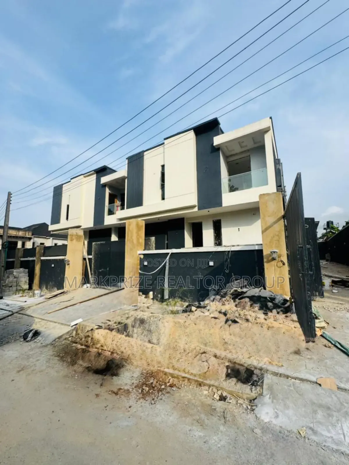 4bdrm Duplex in GRA Phase 1 for sale in GRA Phase 1