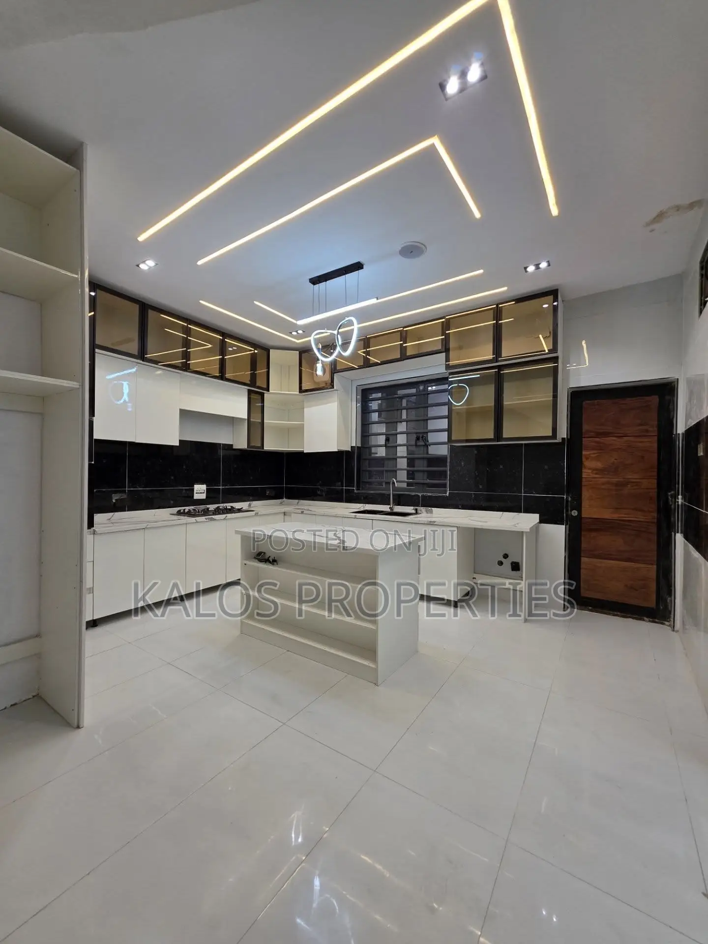 4bdrm Duplex in Ajah Lekki Lagos for sale in Ado / Ajah