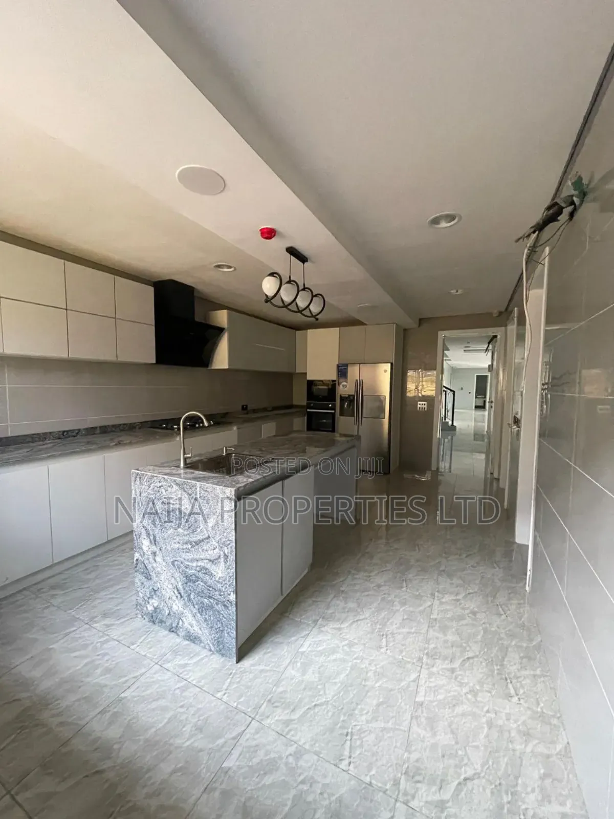 4bdrm Duplex in Lekki County for sale in Lekki
