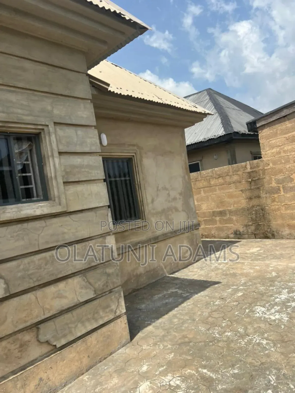3bdrm Bungalow in Aigbe, Osogbo for sale in Osogbo