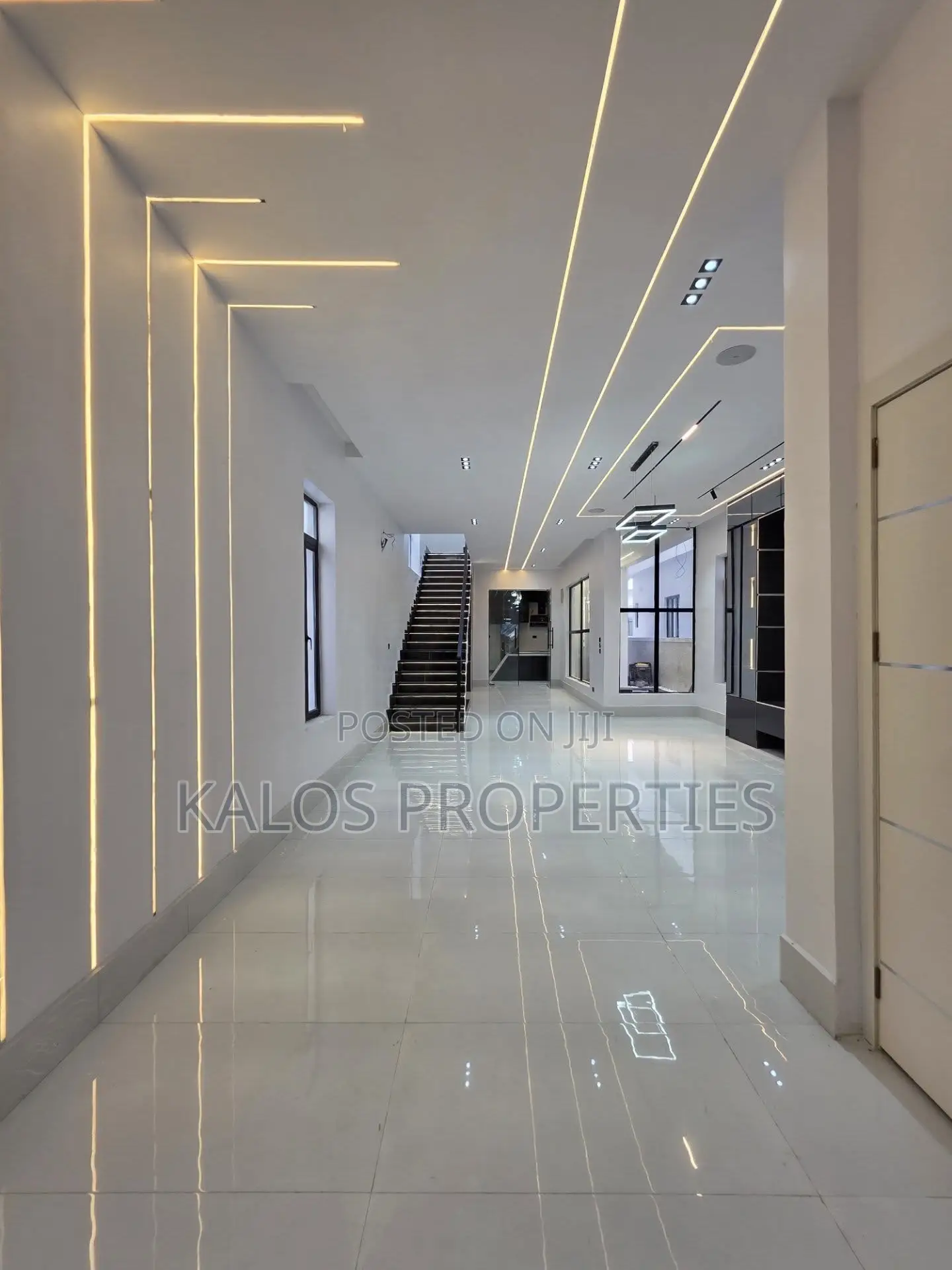 5bdrm Duplex in Lekki Palm City, Ado / Ajah for sale in Ado / Ajah