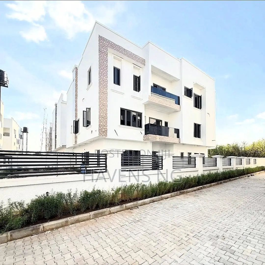 7bdrm Duplex in Asokoro for sale in Asokoro
