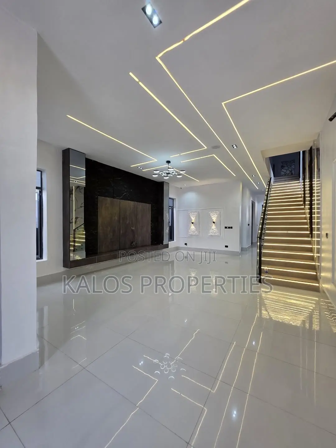 5bdrm Duplex in Ajah Lekki Lagos for sale in Ado / Ajah