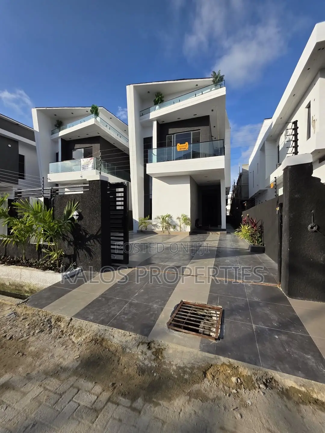 5bdrm Duplex in Ajah Lekki Lagos for sale in Ado / Ajah