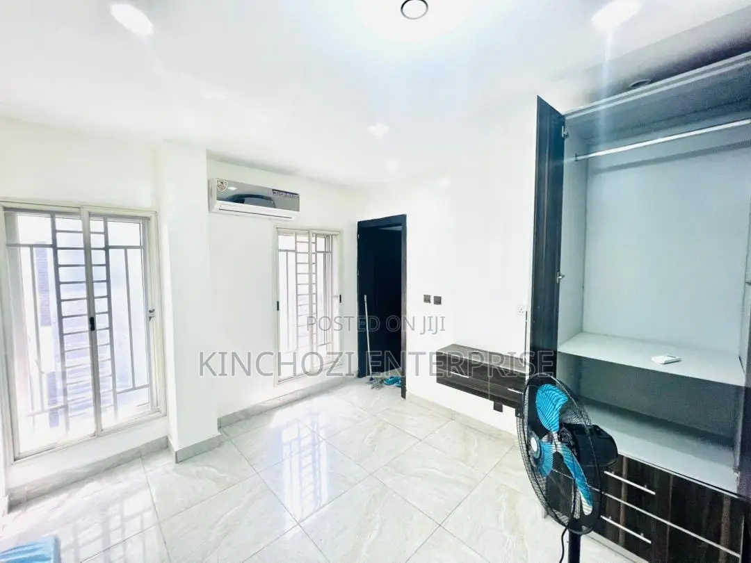 3bdrm Block of Flats in Lekki Phase 1 for sale in Lekki Phase 1