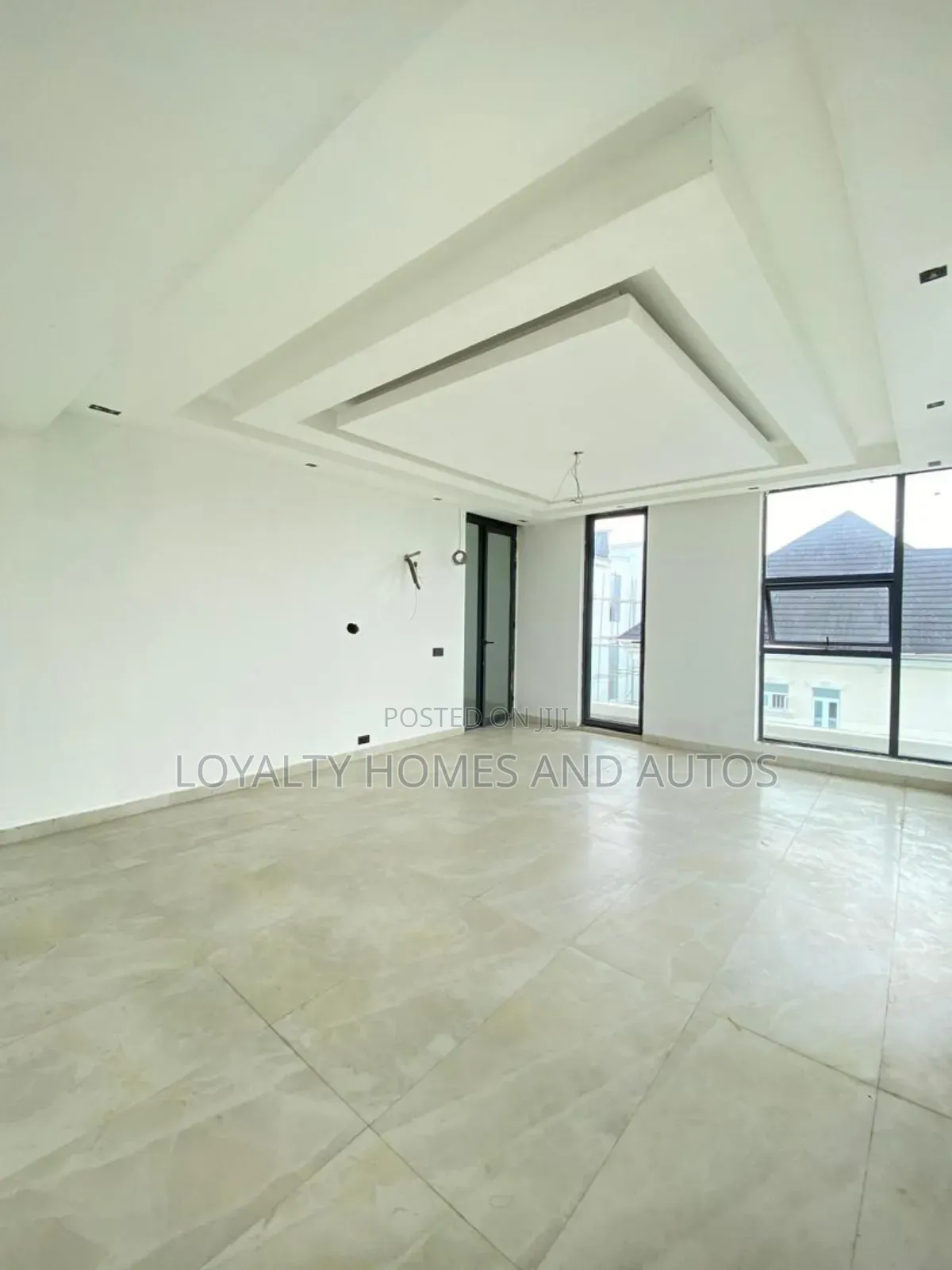 Furnished 5bdrm Duplex in Osapa london for sale in Osapa london