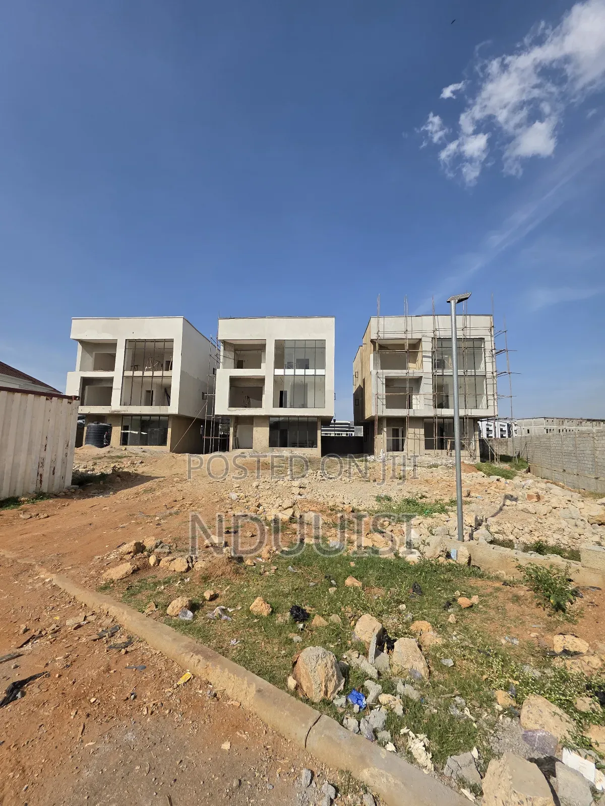 5bdrm Duplex in Jahi for sale in Jahi