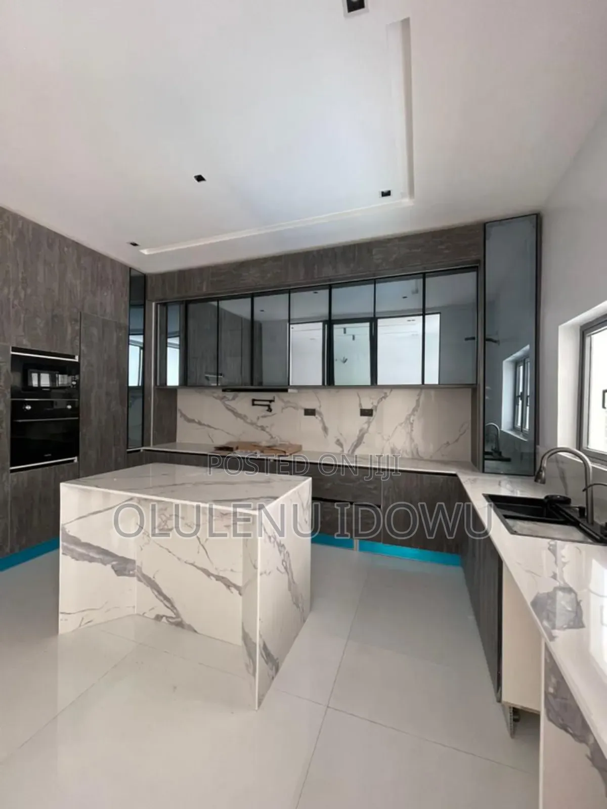 Furnished 5bdrm Duplex in Ikate for sale in Ikate