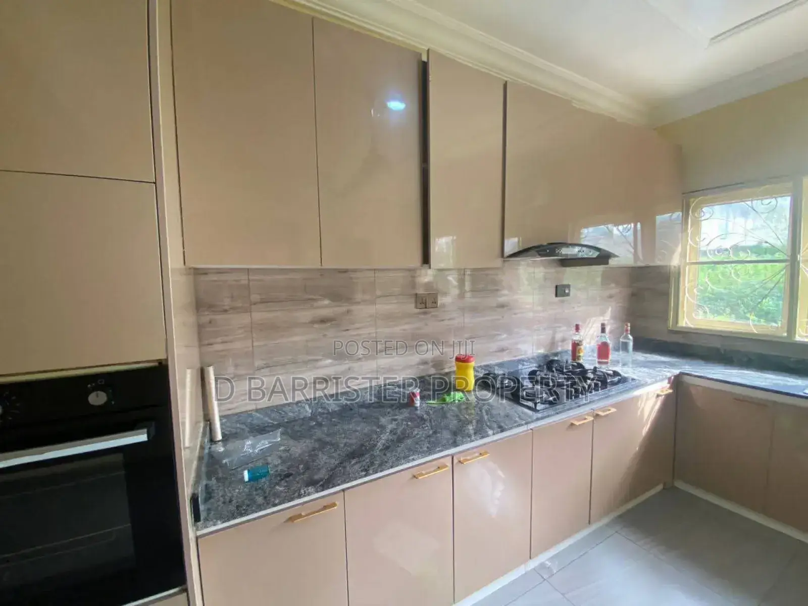 2bdrm Apartment in Ajuwon Axis for rent in Akute Ajuwon
