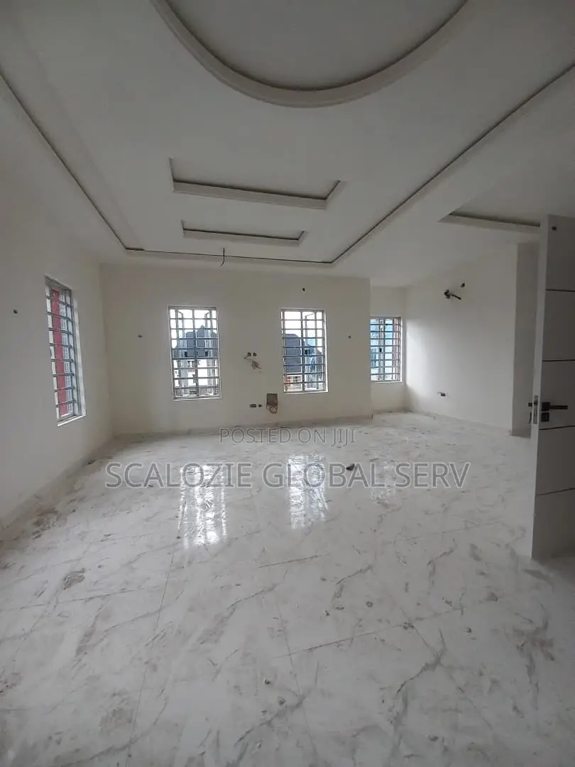 7bdrm Duplex in Naf Harmony Estate for sale in Port-Harcourt