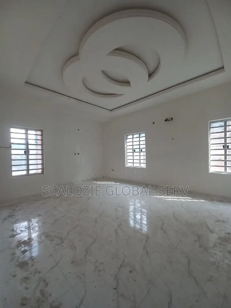7bdrm Duplex in Naf Harmony Estate for sale in Port-Harcourt