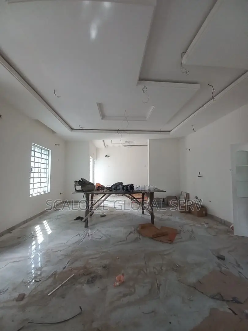 7bdrm Duplex in Naf Harmony Estate for sale in Port-Harcourt